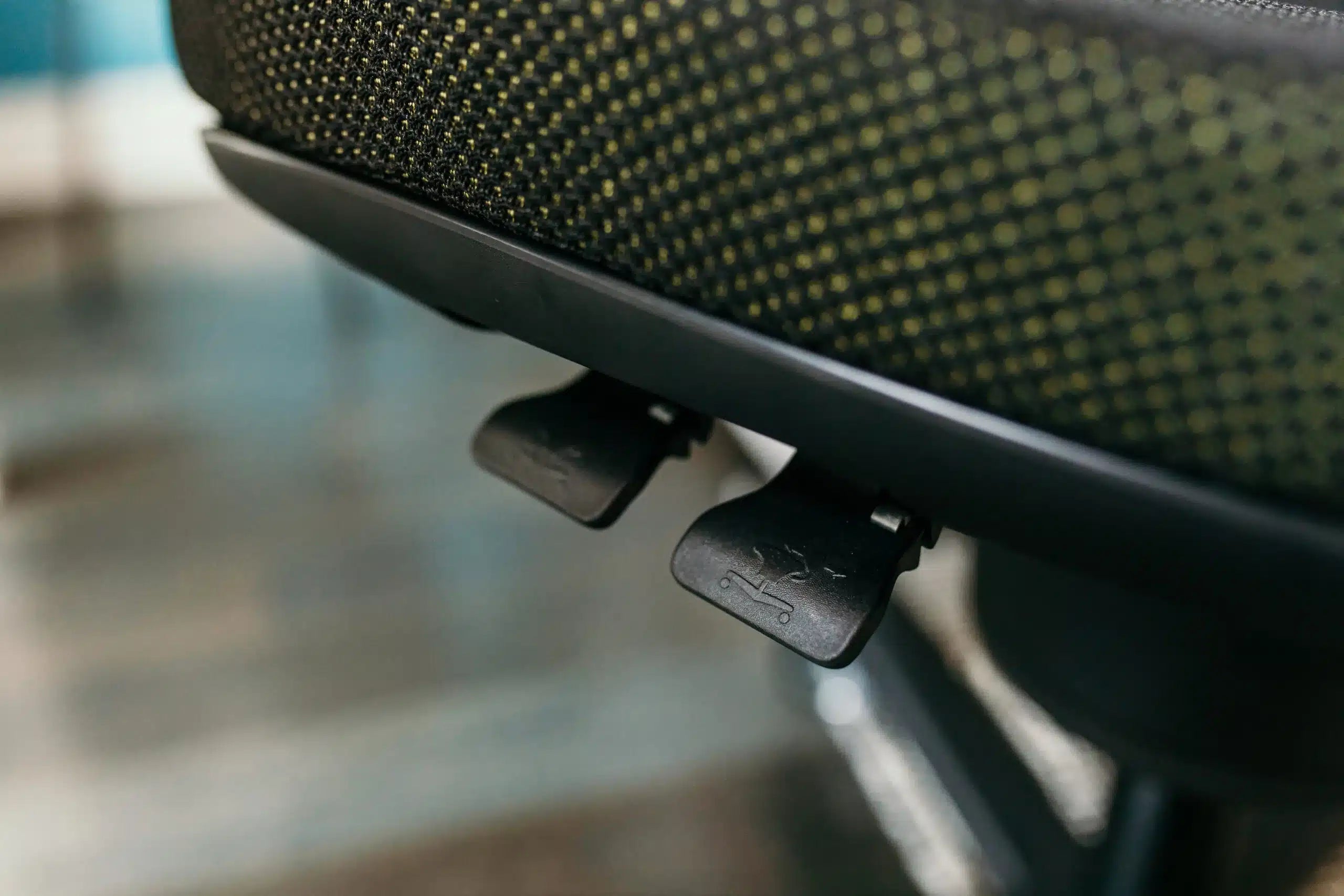 Core Chair height and titl controls