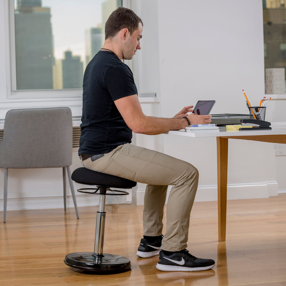 Office Everyday Plus Fabric Black Chair In Daily Uses