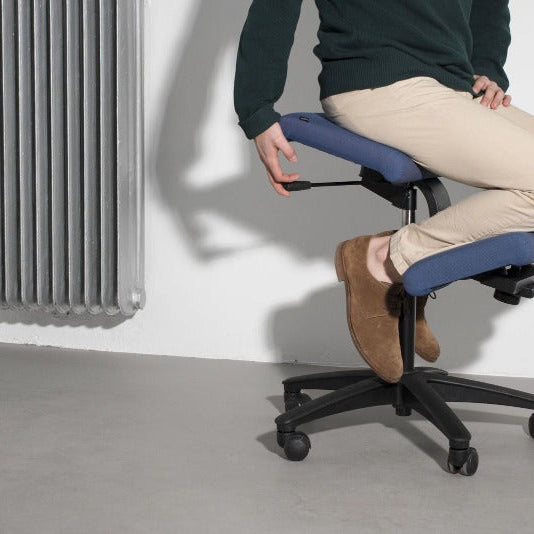 Varier Kneel Active Chair, Wing Balans by Active Goods Canada  in active office
