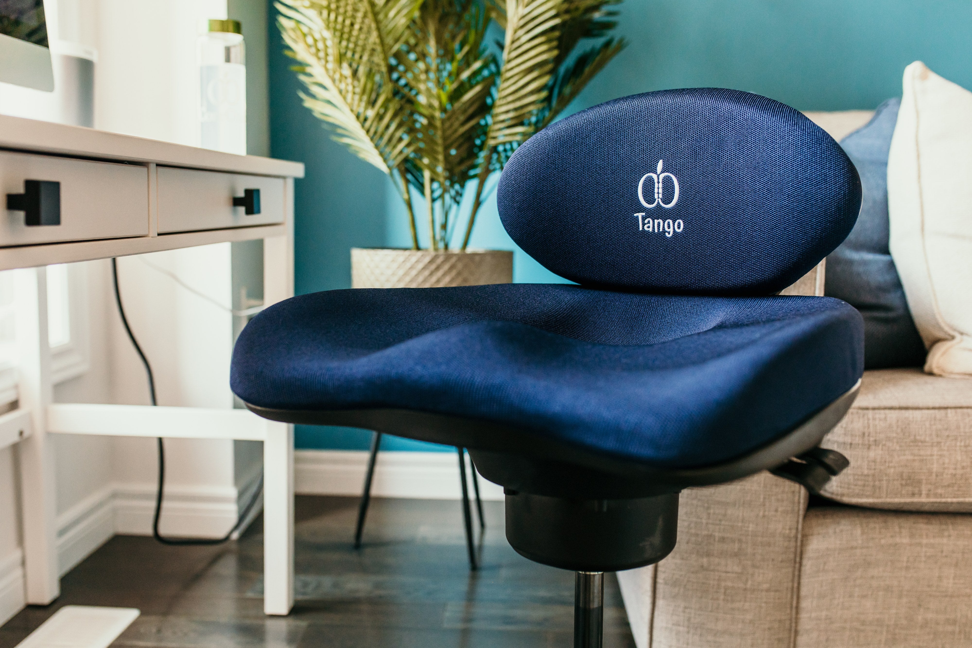 CoreChair Tango sculpted seat and pelvic support in Navy Blue