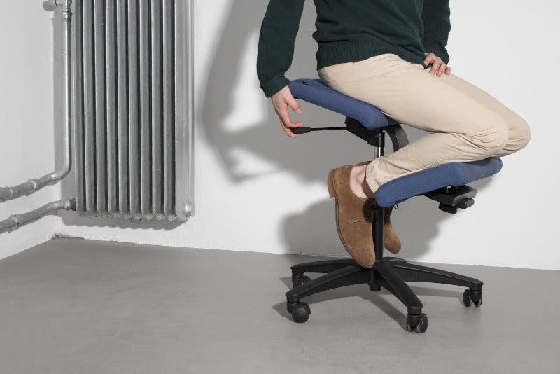 Varier Kneel Active Chair, Wing Balans by Active Goods Canada  in active office